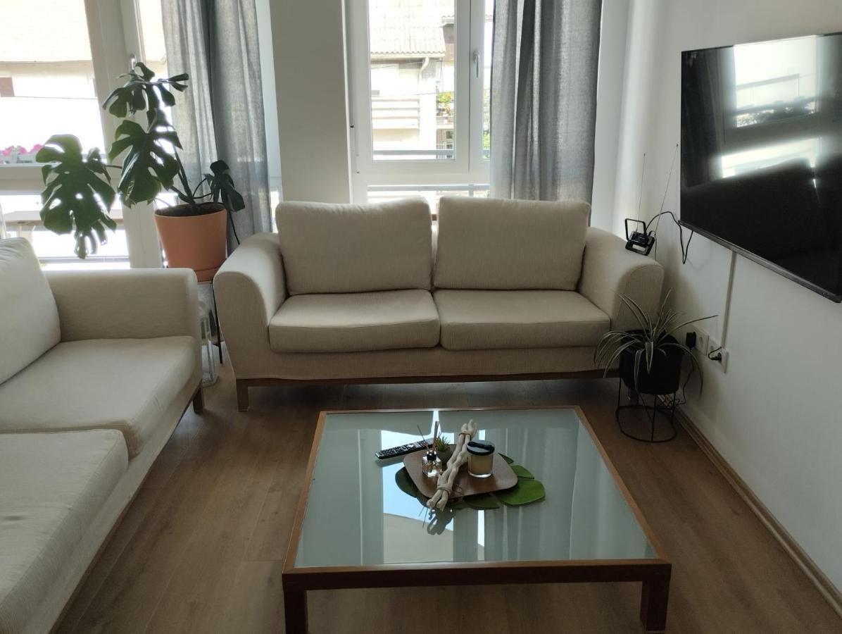 Apartman Zagreb , With Balcony And Free Parking Esterno foto